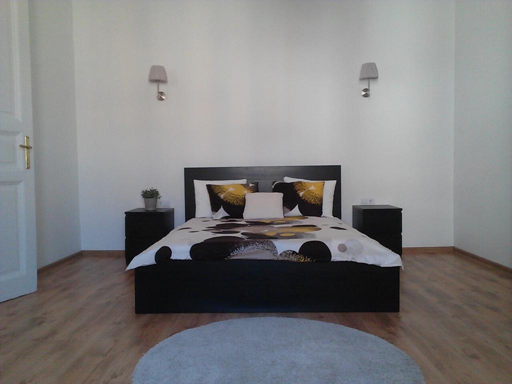Downtown Rising Sun 104 Sq.M Leilighet Budapest Eksteriør bilde